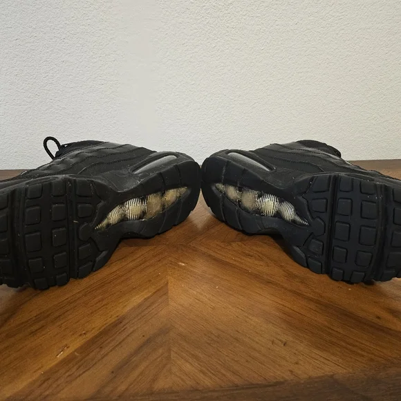 Nike Airmax Black Women Size 8 - Picture 4 of 6